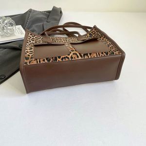 Bolso de Hombro de PU Impermeable de Lujo para Mujer, Bolso de Mano Casual, Bolso de Viaje Duradero con Cierre de Cremallera - Product Image 4