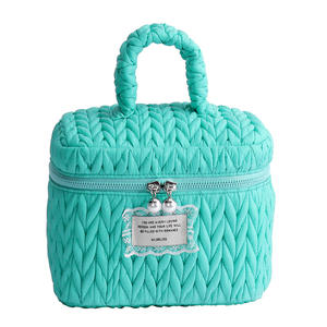 Trousse <span class=keywords><strong>de</strong></span> Maquillage <span class=keywords><strong>Femme</strong></span> Grande Capacité Colorée, Portable, en PU Imperméable, avec Design Plissé, Étui Cosmétique Léger et Tendance - Product Image 2