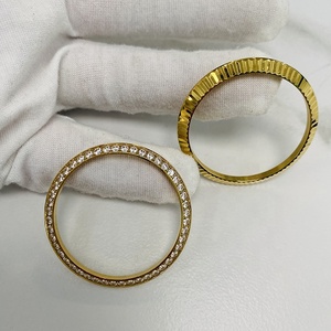 Lunetta personalizzata in oro argento con diamanti adatta solo per orologi da <span class=keywords><strong>40</strong></span> <span class=keywords><strong>mm</strong></span> con taglio rotondo in oro giallo massiccio con diamanti per <span class=keywords><strong>orologio</strong></span> RLX President - Product Image 2