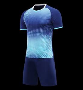 بدلة كرة قدم شبكية جديدة للرجال بالجملة، قميص رياضي للتجارة الخارجية، زي تدريب ومباريات كرة القدم مع شعار - Product Image 2