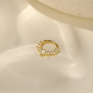 Bijou non-percé en argent sterling S925 plaqué or 18 carats, manchette d'oreille ou de nez classique en zircone pour cartilage et daith - Product Image 2