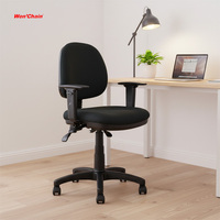 Chaise de bureau exécutive moderne en tissu pour salles de conférence avec hauteur réglable, roulettes pivotantes, mécanisme à 3 leviers, garantie de 2 ans