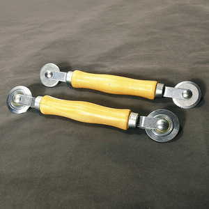 Dual Purpose <b>Screen</b> <b>Window</b> Pressure Roller Zinc Alloy Wooden Handle For Furniture Repair - Product Image 1