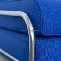 Canapé en tissu bleu Klein vintage Bauhaus, canapé droit trois places de style mid-century pour petits espaces et salles de réception