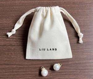 Sacs à cordon en toile de coton biologique avec logo personnalisé, emballage recyclable pour bijoux - pour bagues, bracelets, lunettes, boucles d'oreilles - Product Image 1