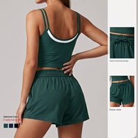 Ensemble de yoga deux pièces respirant et très élastique avec pantalon de cyclisme et gilet style bretelles pour sports de plein air