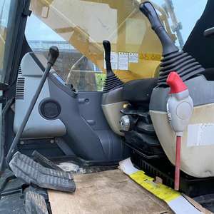 รถขุดขนาดเล็ก Komatsu PC60 รุ่นปี 2018 มือสองจากญี่ปุ่น น้ำหนัก 3 ตัน เครื่องยนต์ ปั๊ม มอเตอร์ เกียร์ ของแท้จากญี่ปุ่น สภาพดี ใช้งานได้ - Product Image 2