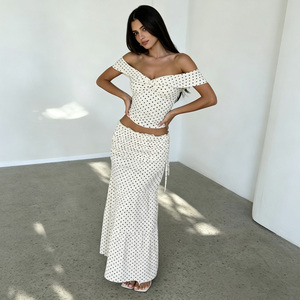 Ensemble 2 pièces pour femmes, haut à épaules dénudées à pois avec volants et jupe longue, tenue décontractée printemps-été - Product Image 2