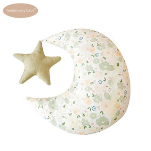 <span class=keywords><strong>Almohada</strong></span> de tela para recién nacido, diseño de Corazón De Luna impreso Digital para habitación de bebé, juguete cómodo para dormir - Product Image 1