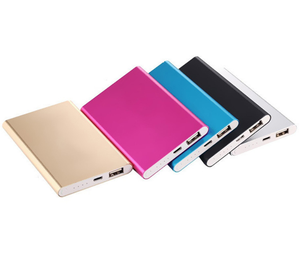 Hot Selling Products 2024 Mini 5000mah Ultra Slim Credit Card Power Bank with OEM Logo Customize Charger for Iphone 12 13 14 15