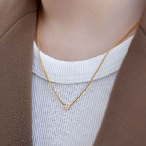 Collier pendentif halo en forme de cœur serti de diamants en zircone cubique 5A plaqué or 18 carats, bijoux fins et élégants Dylam pour femmes - Product Image 2