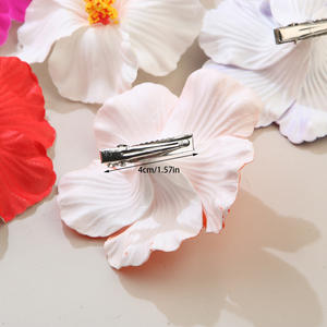 Pince à cheveux en tissu fleuri coloré Fusang, accessoire pour cheveux de vacances à la plage - Product Image 3