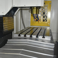 Centre de fraiseuse verticale CNC automatique Vmc855 3 axes nouvel état avec cône de broche BT50 & BT40
