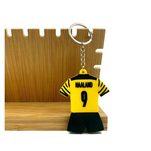 Q Y Promotionnel Personnalisé Créatif Mini Porte-clés Maillot de Club de Football en PVC Souple et Caoutchouc Pendentif T-shirt - Product Image 5