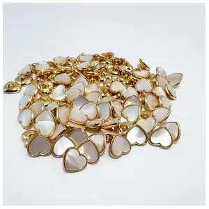 Custom High-End Heart-Shape Shell Set With Shiny Metal Buttons Wholesale Product