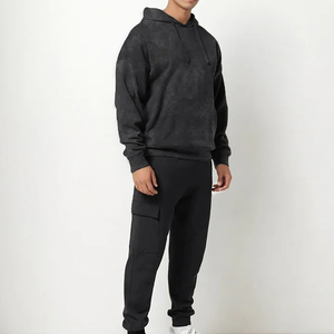 Sweat à capuche streetwear personnalisé en tissu éponge 100% coton, épais, délavé à l'acide, coupe oversize, effet vintage et usé, avec poche - Product Image 4