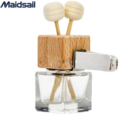 Diffuseur de parfum de luxe moderne pour voiture, flacon en verre liquide avec clip de ventilation et bâtonnets
