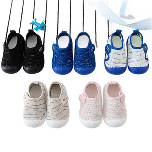 Zapatillas de deporte de malla transpirable para bebés, antideslizantes, para primeros pasos, ligeras, con gancho y bucle, zapatos informales de verano para bebés unisex - Product Image 2