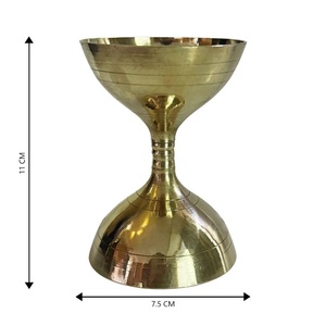 Lampe à huile traditionnelle en laiton Akhand Jyot Diya pour Pooja Mandir Aarti Temple Décoration spirituelle 11 cm de hauteur 7,5 cm de diamètre - Product Image 3
