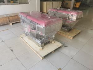 Mesa de operaciones de examen ginecológico eléctrico multifunción de acero inoxidable médico personalizado cama de trabajo obstétrico - Product Image 2