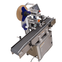Machine d'étiquetage automatique de haute qualité pour boîtes alimentaires en carton à surface plane, avec convoyeur, pour les besoins d'emballage