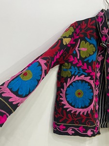 เสื้อโค้ทกันหนาวผ้าฝ้ายทรงยาวแบบหลวมสำหรับผู้หญิง ไซส์ XXL ลายซูซานี - Product Image 4