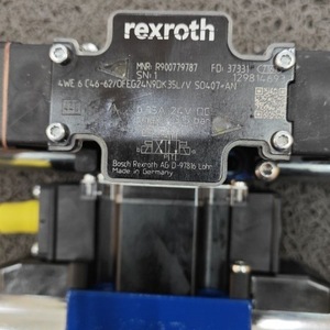 Pompe à piston hydraulique Rexroth M-2SED6PK1X/350CG24N9K4/B15 350 bars, pièce de rechange industrielle, construction métallique - Product Image 2