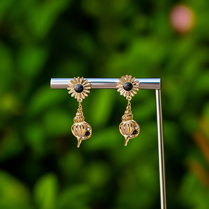 Boucles d'oreilles pendantes tendance en acier inoxydable 316L plaqué or PVD, durables et résistantes - Product Image 3