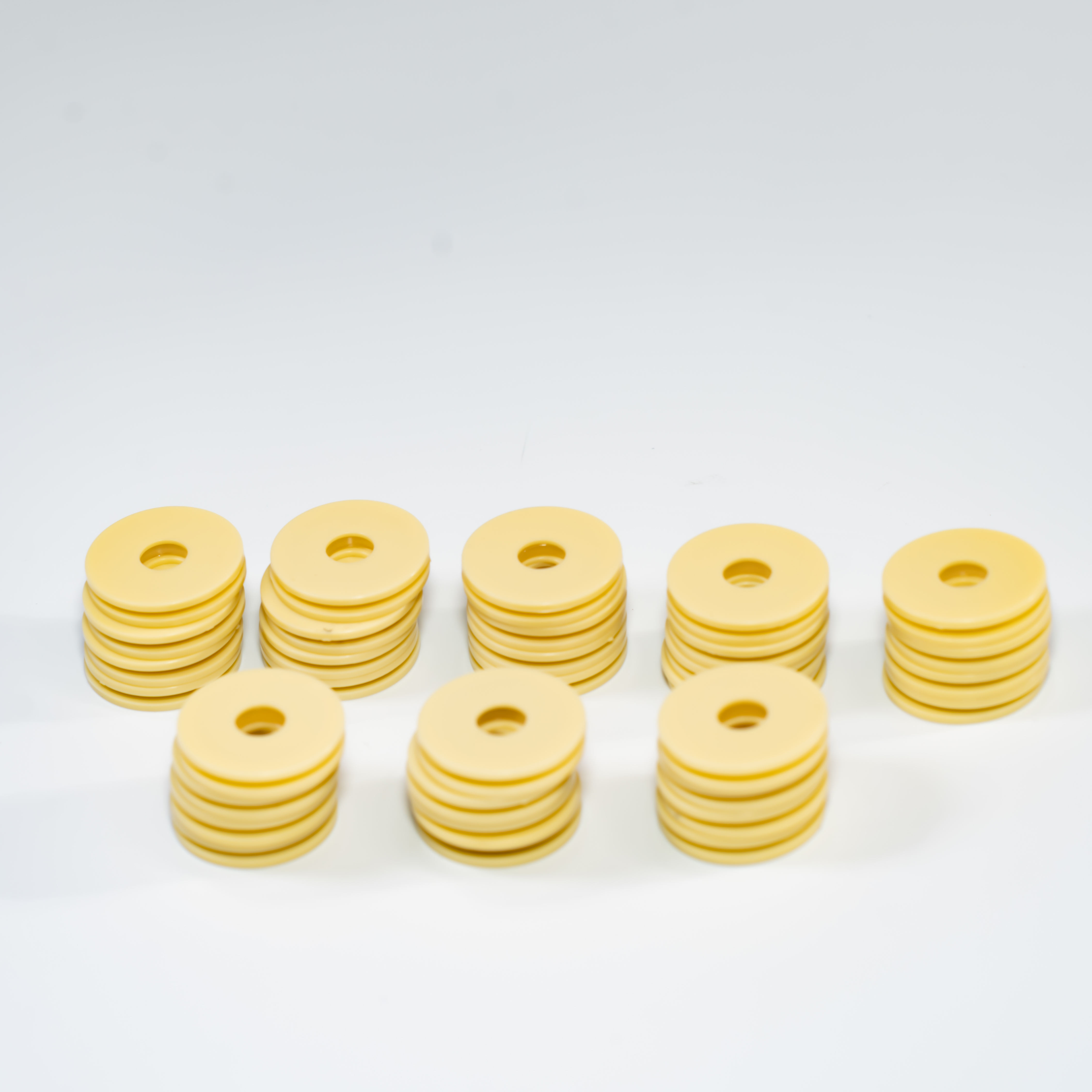 สีเหลือง