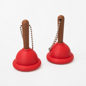 Pendentif porte-clés anti-stress en plastique, bouton de chasse d'eau de toilettes, jouet de farce viral transfrontalier, ne se dissolvant pas - Product Image 5