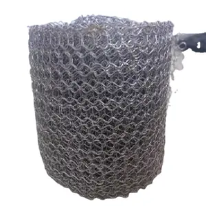 Titanium knitted wire mesh filter for foam demister
