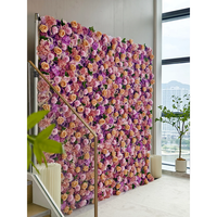 Mur floral artificiel luxueux : Lavande et roses éclatantes pour une ambiance romantique