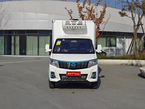 Changan 4X2 <span class=keywords><strong>Véhicule</strong></span> de transport <span class=keywords><strong>frigorifique</strong></span> <span class=keywords><strong>léger</strong></span> de 5 tonnes, neuf, diesel, manuel, utilisé pour le transport de viande et de poulet congelés - Product Image 2