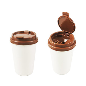 Cendrier de <span class=keywords><strong>voiture</strong></span> rond en plastique coloré avec couvercle, anti-odeur, support pour tasse à café, briquets et accessoires pour fumeurs - Vente en gros - Product Image 3