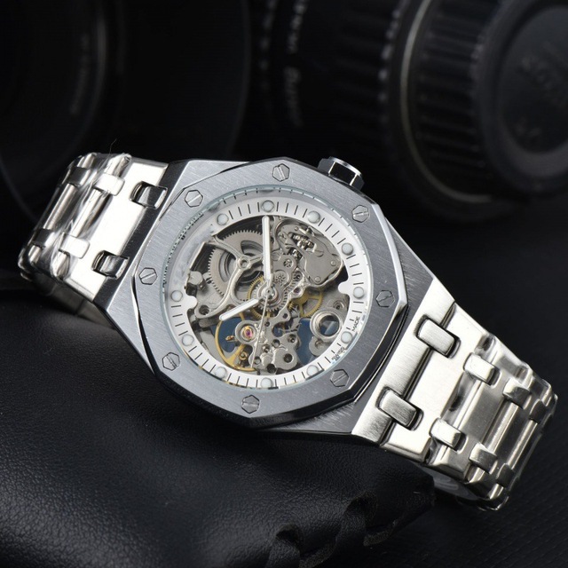 Swiss Brand's New Fully Automatic Mechanical Watch, Multi-functional Men's Wristwatch, a Best-selling Product for Foreign Trade