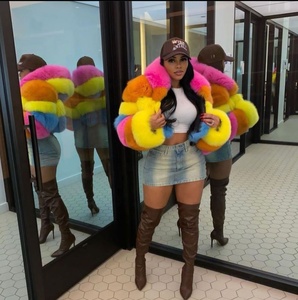 KY מותאם אישית סיטונאי החורף אמיתי פרווה מעיל נשים קצוץ בתוספת גודל יוקרה ליידי צבעוני מלא שרוול מעיל לנשים - Product Image 2