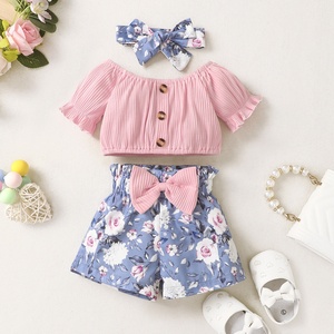 Stile coreano bambina manica corta + Shorts + foulard 3 pezzi abbigliamento estivo bambino set 12-18 mesi - Product Image 1