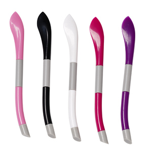 ที่ดันหนังกำพร้าเล็บด้ามจับพลาสติกนุ่ม หลายสี อุปกรณ์ทำเล็บมือและเล็บเท้า - Product Image 2