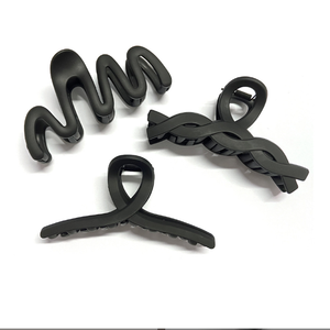 Glossy Black <b>Large</b> Hair Claw Clips Plastic Shark Clips Women Ponytail Hair Barrettes Hair Grips Women Hair <b>Ornament</b> - Product Image 1