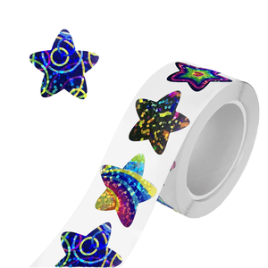 Rouleau d'autocollant étoile auto-adhésif personnalisé <span class=keywords><strong>Smiley</strong></span> visage tableau de récompense décalcomanies pour enfants salle de classe fournitures de professeur autocollants décoratifs pour bricolage - Product Image 1