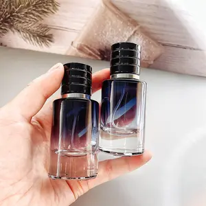 Factory Wholesale New Empty Atomizer 10ml 20ml 30ml 50ml Clear Square Glass Empty Perfume Bottle Packaging With Spray