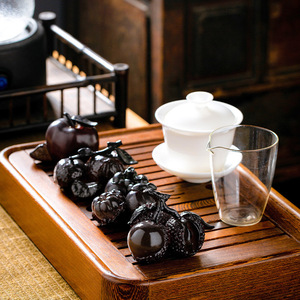 Ornement décoratif pour service à thé, figurine de théière en forme de litchi simulé, changeant de couleur - Product Image 4