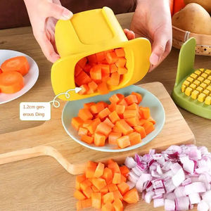Hachoir et Trancheur à Légumes et Pommes de Terre 2-en-1 Manuel avec Coupe-Frites en Plastique - Product Image 5