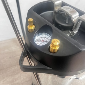 Pulvérisateur à pression manuelle en acier inoxydable de 5 L pour le jardin et la désinfection - Product Image 4