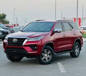 <span class=keywords><strong>SUV</strong></span> <span class=keywords><strong>Diesel</strong></span> Automatique d'Occasion <span class=keywords><strong>2022</strong></span>, Moteur 4.1-6L, Turbo, R20, Sièges en Cuir Foncé, Euro V, Toit Ouvrant Panoramique, Feux LED - Product Image 2