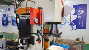 Sistemi di sospensione automatica per <span class=keywords><strong>Auto</strong></span> modificati per braccio di controllo superiore ammortizzatori per assemblaggio di sospensioni <span class=keywords><strong>Auto</strong></span> Minicar - Product Image 5
