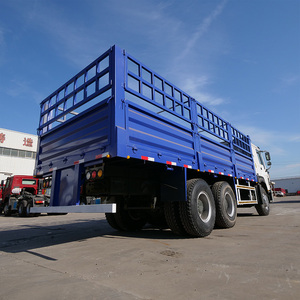 Camión Pesado Sinotruk Howo 6x4 en Oferta, Camión de Carga con Barandas <span class=keywords><strong>para</strong></span> África - Product Image 6