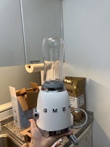 Mixeur personnel de style rétro des années 50 avec bouton rétroéclairé et deux bouteilles sans BPA de 600 ml PBF01WHUS - Product Image 1
