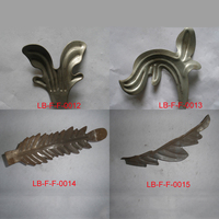 Accessoires de portail en bois traité thermiquement et en fer forgé, service de modélisation 3D inclus