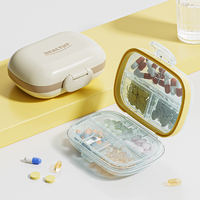Boîte à pilules rectangulaire portable Organisateur en plastique PP Distributeur de vitamines Boîte à médicaments 7 compartiments Conteneur de comprimés quotidien hebdomadaire
